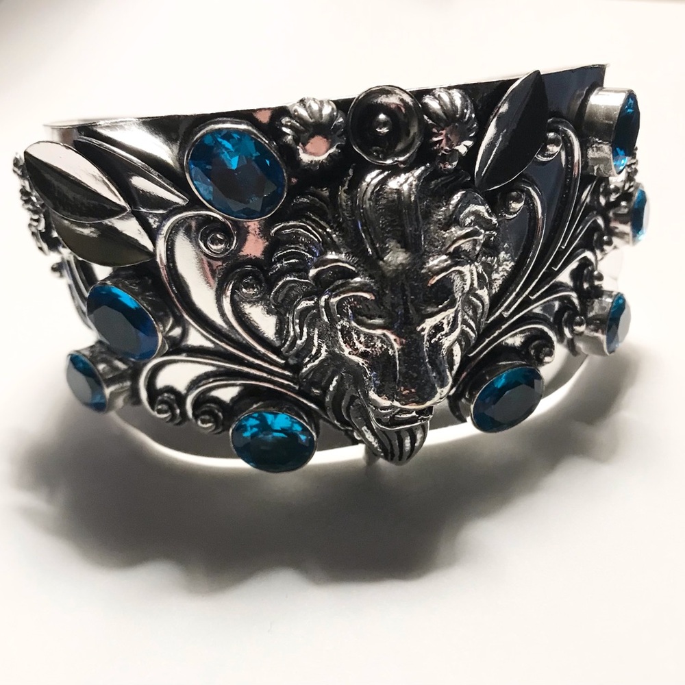 Lions Blue Topaz 925 Sterling Silver Cuff Bracelet